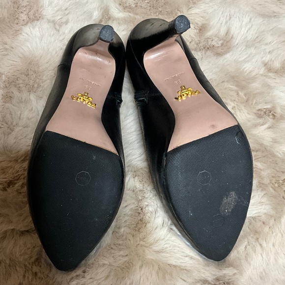 * Black Leather PRADA Booties * - Picture 5 of 7